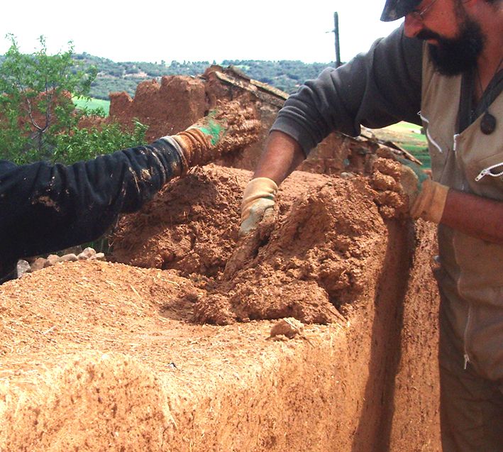 Taller: Técnica de Cob – Instituto EcoHabitar – Minglanilla, Cuenca